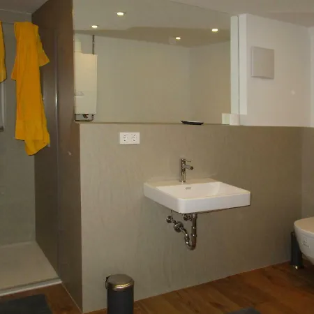 Renaissance Marktplatz גמונדן